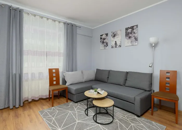 Unique With Air Conditioning And Underground Parking By Renters وارسو