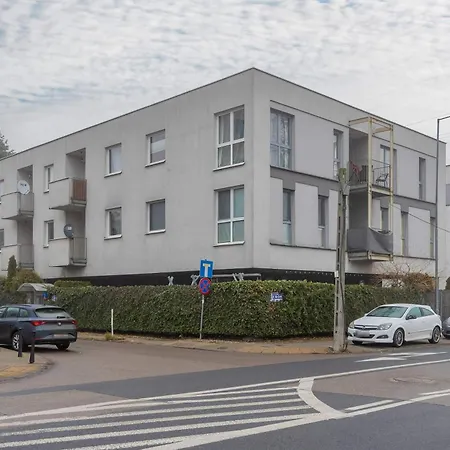 Unique With Air Conditioning And Underground Parking By Renters Warszawa